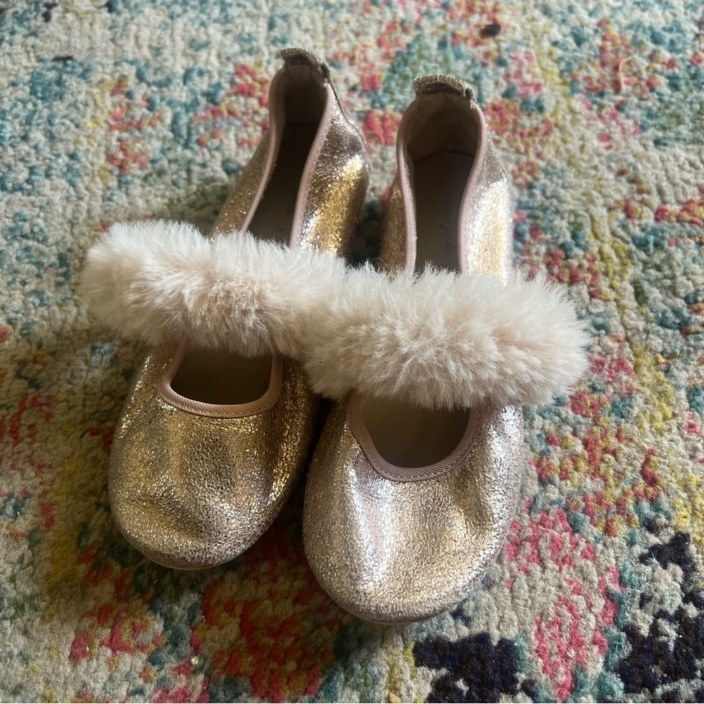 Zara girls ballet flats with fur accent size 29